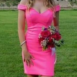 HOCO dress - Be a Barbie girl!